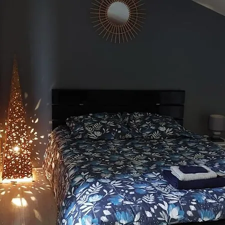 Apartment Avec Terrasse Privatisee Marmande